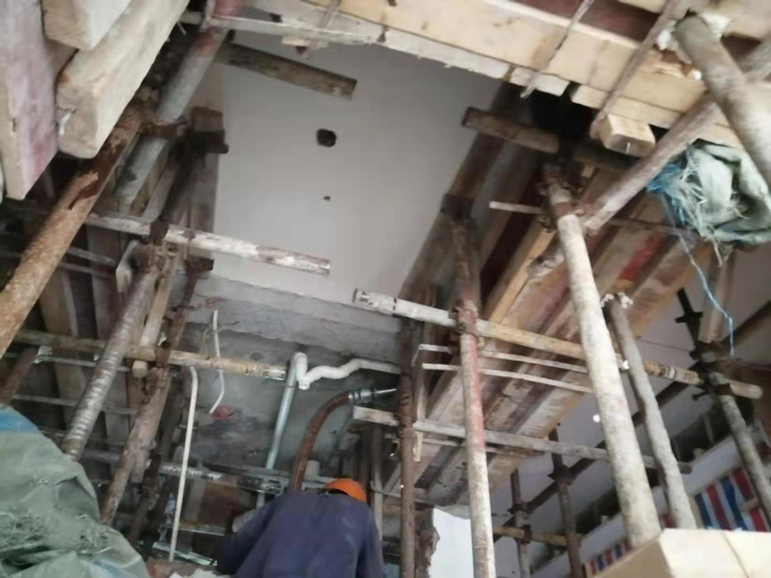 家里瓷砖那里容易掉？？？？（上）