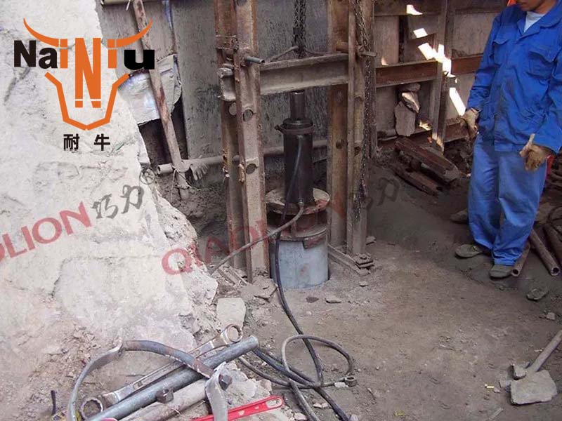 混凝土耐久性指的是什么？？？？？（一）