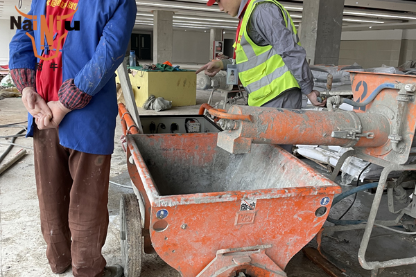 使用GA黄金甲聚合物修补砂浆前的注重事项