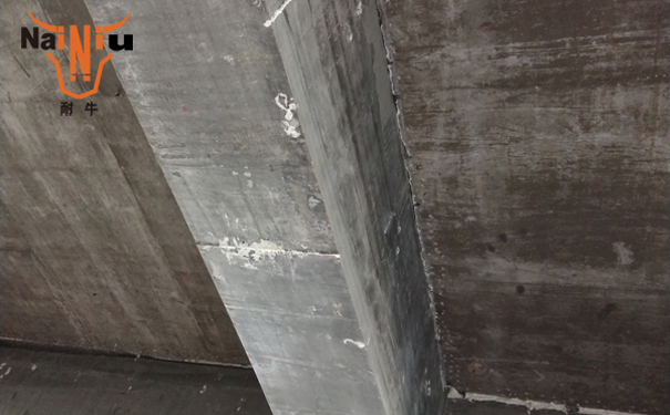 GA黄金甲聚合物修补砂浆后期开裂？？？？